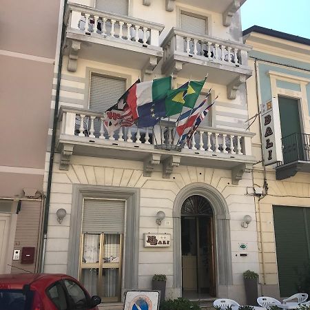 Hotel Bali Viareggio Esterno foto