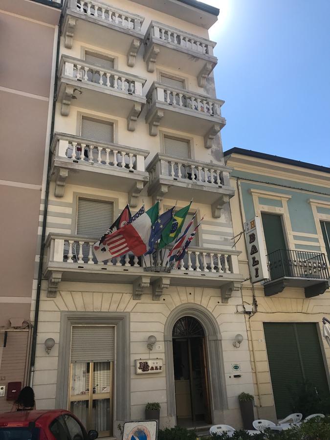 Hotel Bali Viareggio Esterno foto